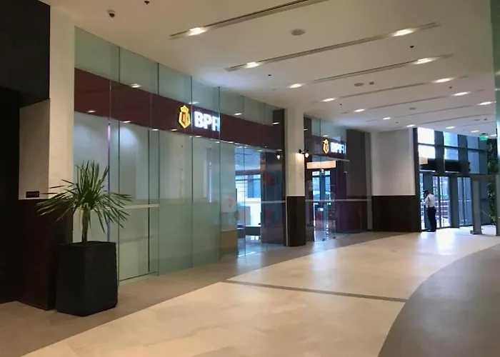 The Rise Makati By Shang *